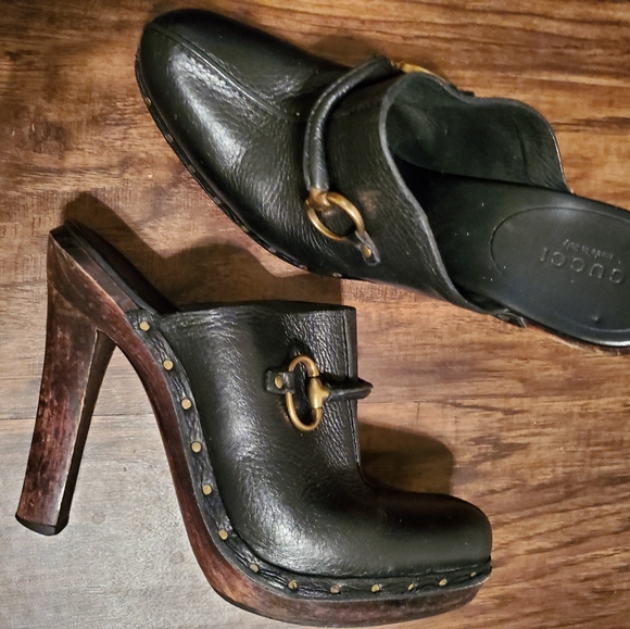 GUCCI Horsebit Accent Leather Mules Wooden Platforms Black Leather